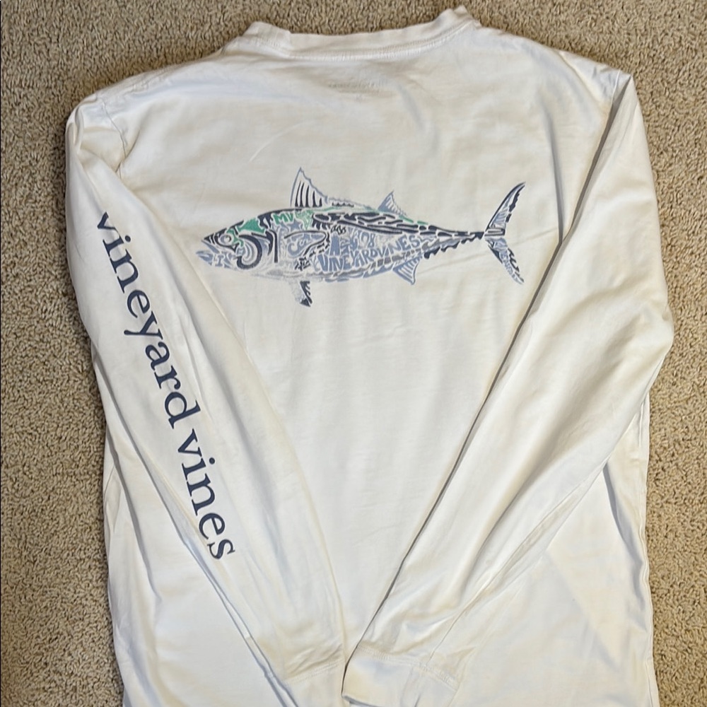 Vineyard Vines White Fish Illustration Shirt